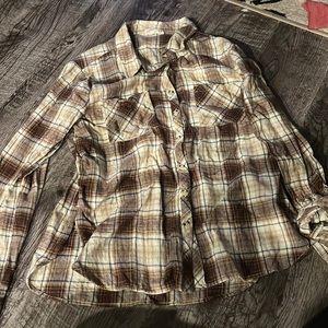 Ute shirt to wear out to a country bar